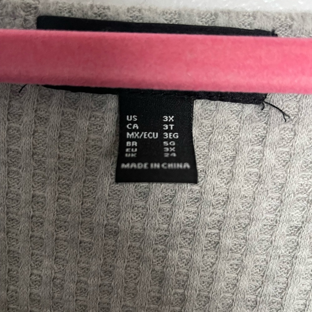 Sweater - Picture 2 of 2